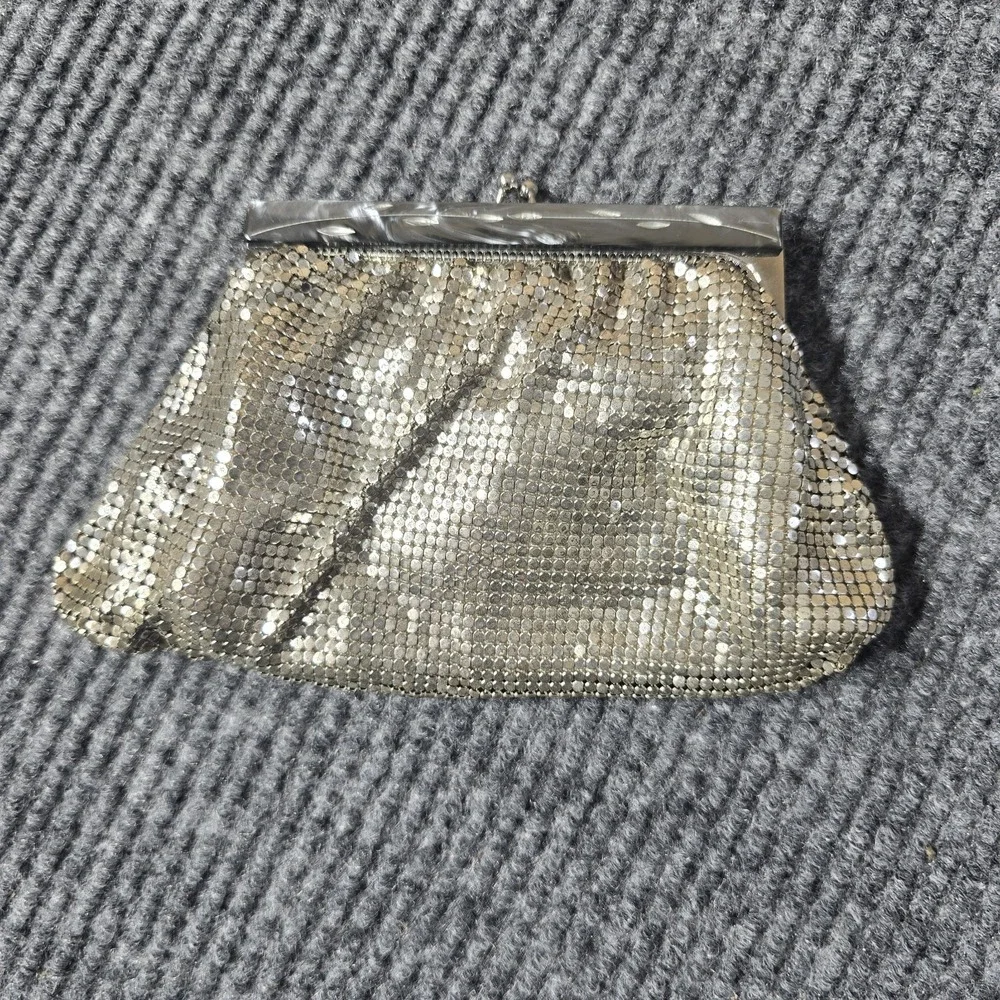 Vintage Whiting & Davis Silver Mesh Evening Clutch Bag